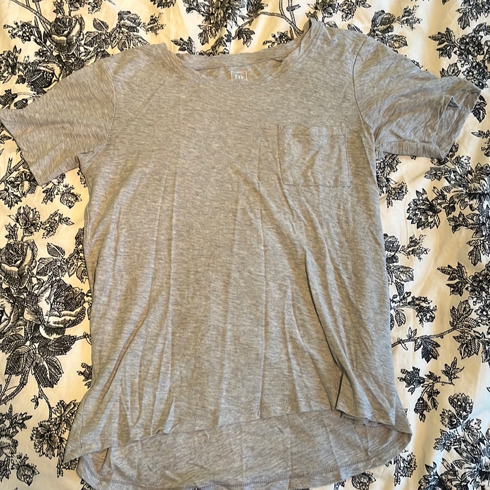 GAP pocket tee